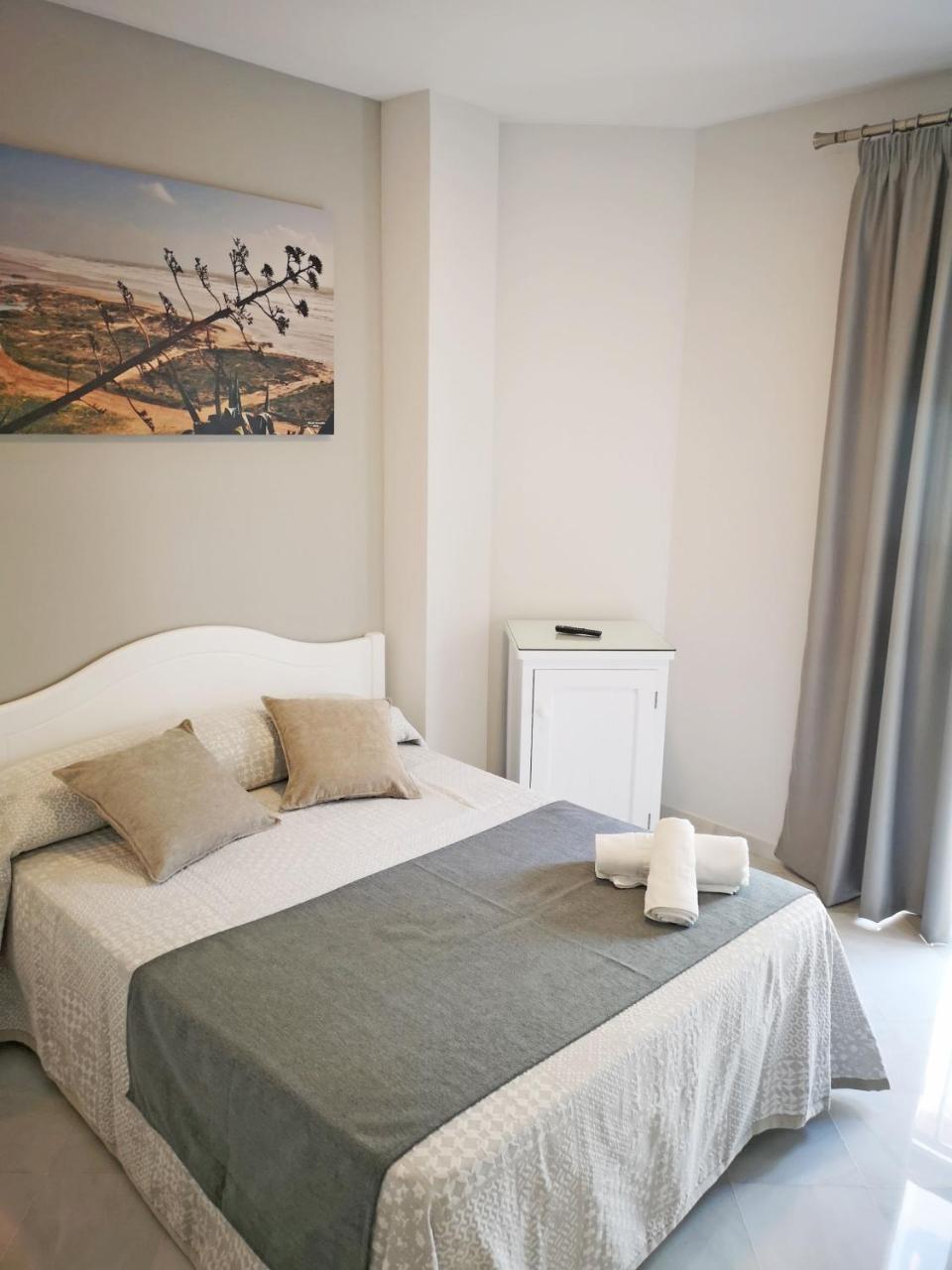 Hostal Bodega Conil De La Frontera Luaran gambar