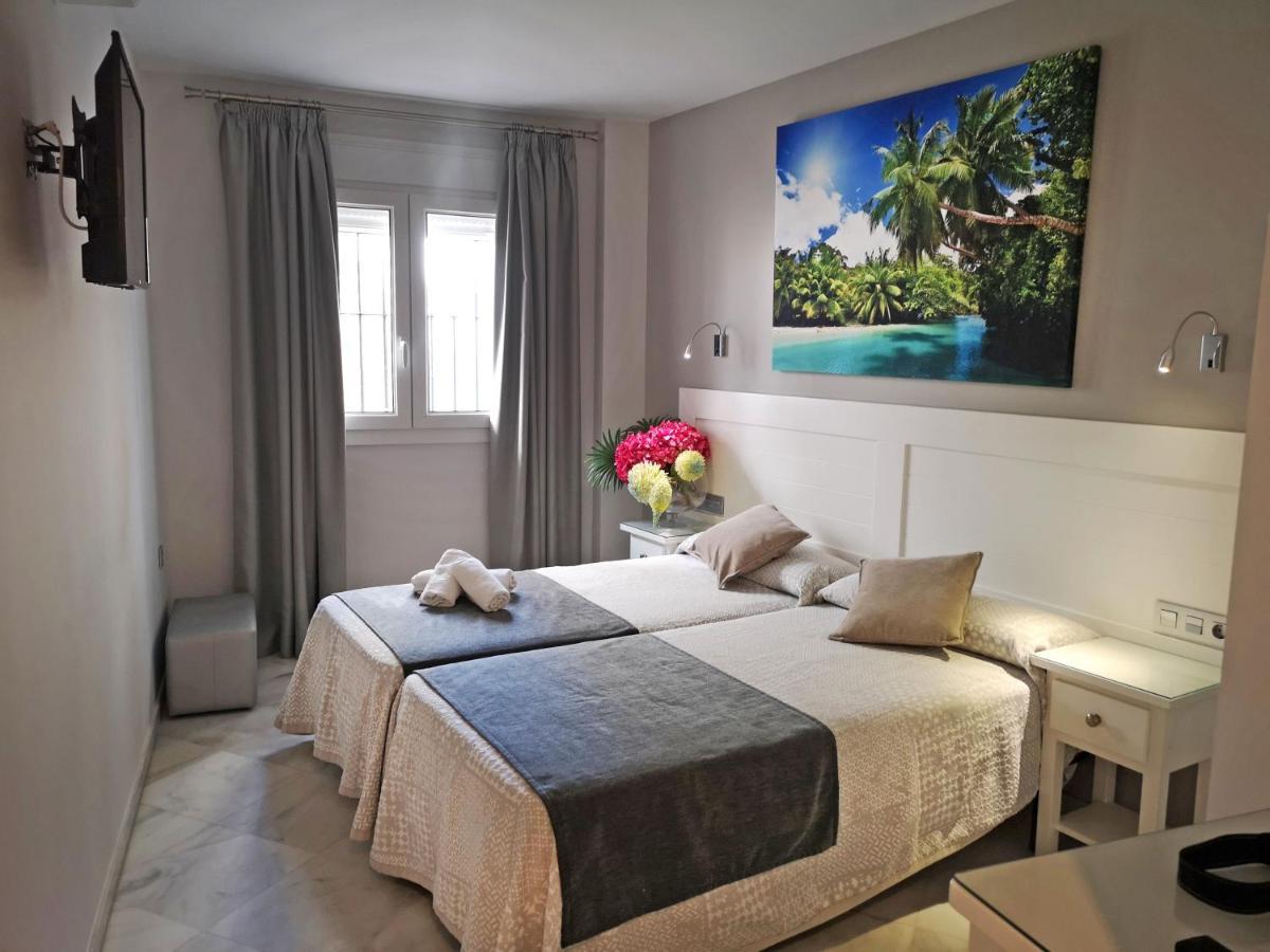 Hostal Bodega Conil De La Frontera Luaran gambar